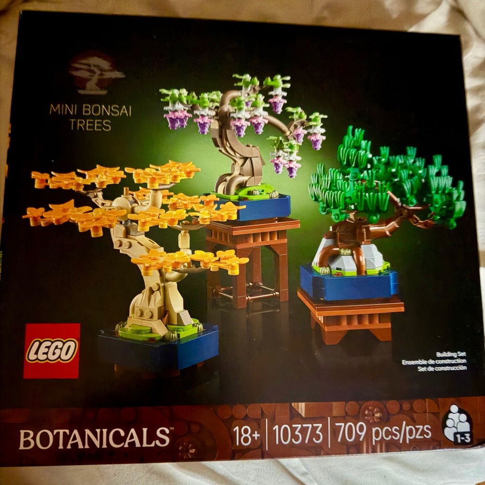LEGO Botanical Collection Bonsai Trees Set - Green, Purple, Orange